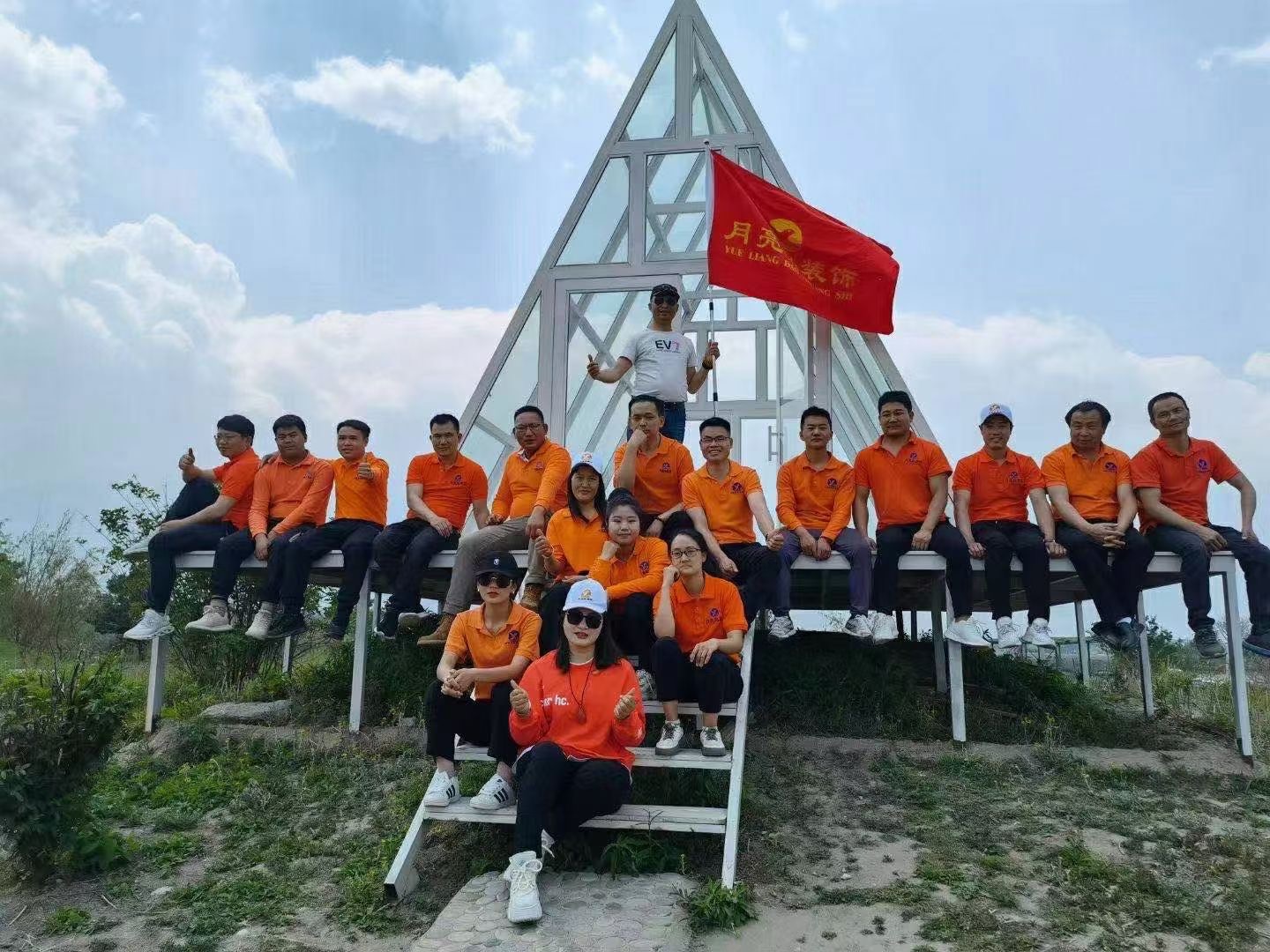 大理水花莊園團(tuán)建拓展基地