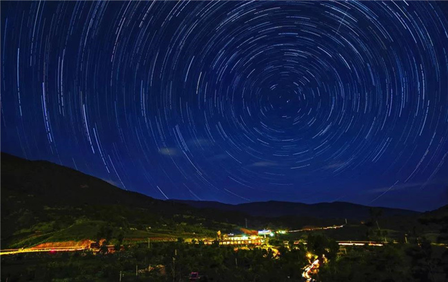 “仲夏夜之夢(mèng)” 赴一場(chǎng)雞足山的浪漫星空！