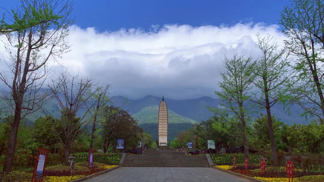 大理崇圣寺丨扯一片白云鋪床，留半輪明月看經(jīng)，天地之間找到平靜和安寧   大理旅游攻略