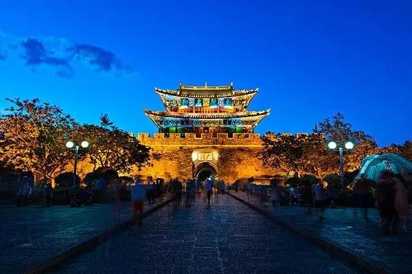 大理傳媒公司：漫步大理古城，盡享漫時(shí)光