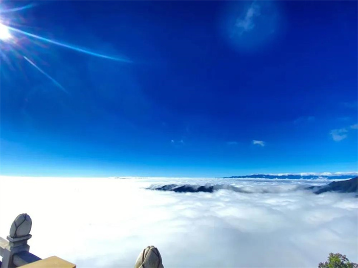 奔赴雞足山，看最美天際線，打卡大理小眾旅游地